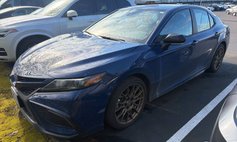 2024 Toyota Camry Hybrid SE Nightshade