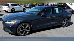 2024 Volvo S60 B5 Core Dark Theme