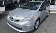 2014 Toyota Prius v Three