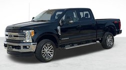 2017 Ford Super Duty F-250 Lariat
