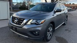 2017 Nissan Pathfinder SL