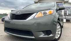 2014 Toyota Sienna LE 7-Passenger