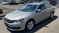 2014 Volkswagen Passat 1.8T Wolfsburg Edition