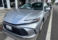 2025 Toyota Camry LE FWD
