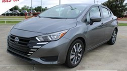 2023 Nissan Versa SV