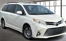 2018 Toyota Sienna 