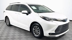 2025 Toyota Sienna XLE