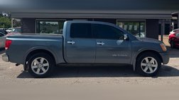 2010 Nissan Titan XE Crew Cab 2WD SWB