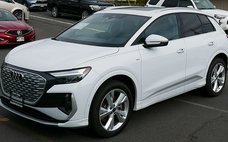 2023 Audi Q4 e-tron quattro Premium Plus 50