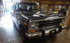1989 Jeep Grand Wagoneer Base