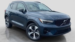 2026 Volvo XC40 B4 Plus