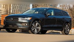 2023 Volvo V60 Cross Country B5 Plus