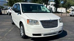 2010 Chrysler Town and Country LX
