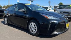 2022 Toyota Prius LE