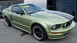 2005 Ford Mustang GT Premium