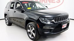 2023 Jeep Grand Cherokee Base