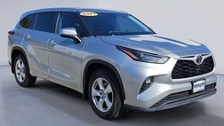 2023 Toyota Highlander LE