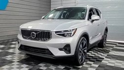 2023 Volvo XC40 B5 Ultimate Bright Theme