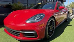 2018 Porsche Panamera 4