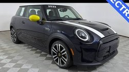 2023 MINI Hardtop Cooper SE