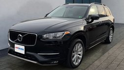 2016 Volvo XC90 T6 Momentum