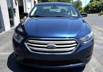 2016 Ford Taurus SE