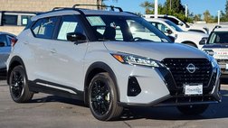 2022 Nissan Kicks SR