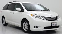 2016 Toyota Sienna XLE 7-Passenger Auto Access Seat
