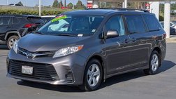2020 Toyota Sienna LE 7-Passenger FWD with Auto-A