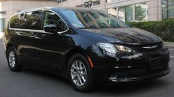 2024 Chrysler Voyager LX