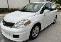 2011 Nissan Versa 1.8 S