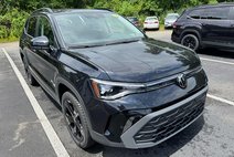 2025 Volkswagen Taos SE Black 4Motion