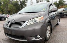 2012 Toyota Sienna XLE