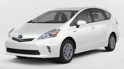 2013 Toyota Prius v Three