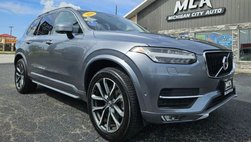 2016 Volvo XC90 T6 Momentum