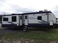 2024 Other Makes REAR LIVING QUEEN SLIDE