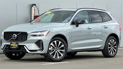 2025 Volvo XC60 B5 Core Dark Theme