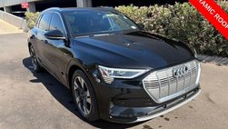 2022 Audi e-tron quattro Premium