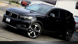 2020 Volvo XC40 T5 Momentum