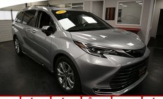 2022 Toyota Sienna Platinum 7-Passenger