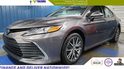 2023 Toyota Camry Hybrid XLE