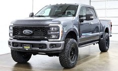2023 Ford Super Duty F-350 Lariat
