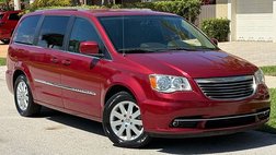 2016 Chrysler Town and Country Touring