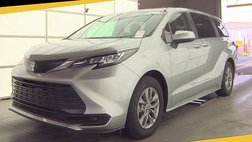 2023 Toyota Sienna LE 8-Passenger