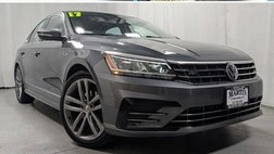 2017 Volkswagen Passat 1.8T R-Line