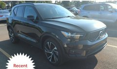 2021 Volvo XC40 T5 R-Design
