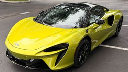 2023 McLaren Artura Base