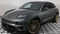 2025 Porsche Macan Turbo Electric