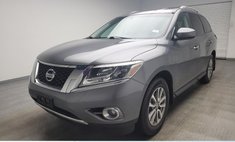 2015 Nissan Pathfinder SV