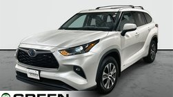 2022 Toyota Highlander Hybrid XLE